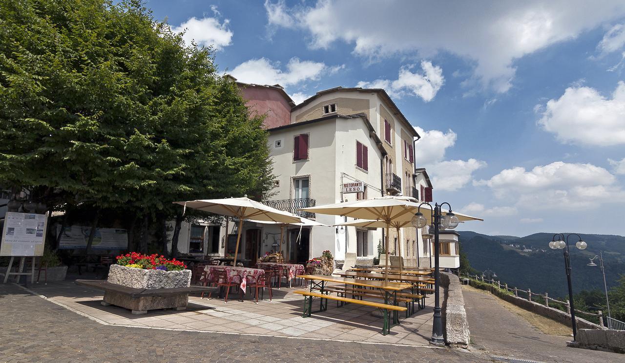 Albergo Ristorante Leso Bosco Chiesanuova Buitenkant foto