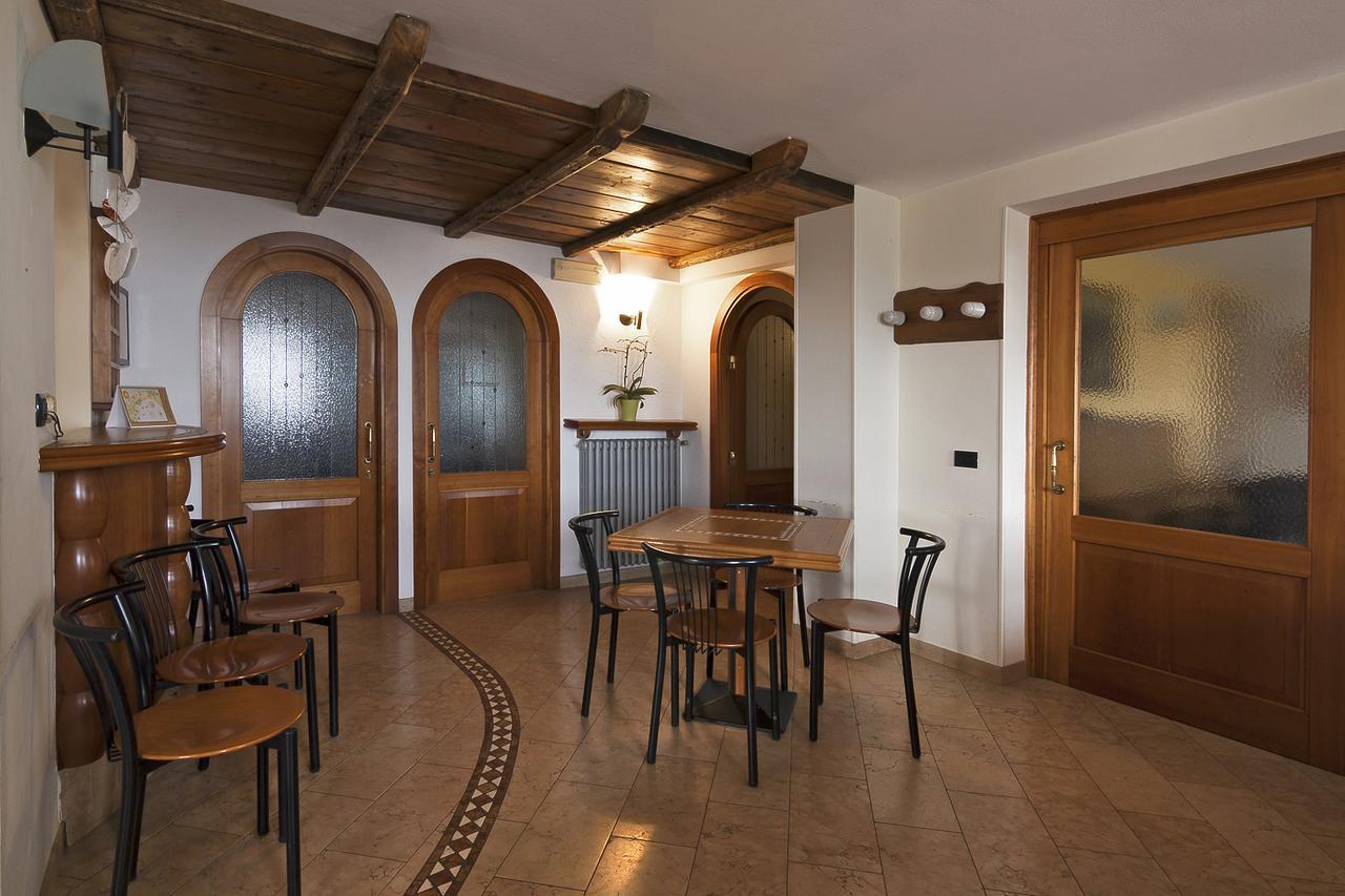 Albergo Ristorante Leso Bosco Chiesanuova Buitenkant foto